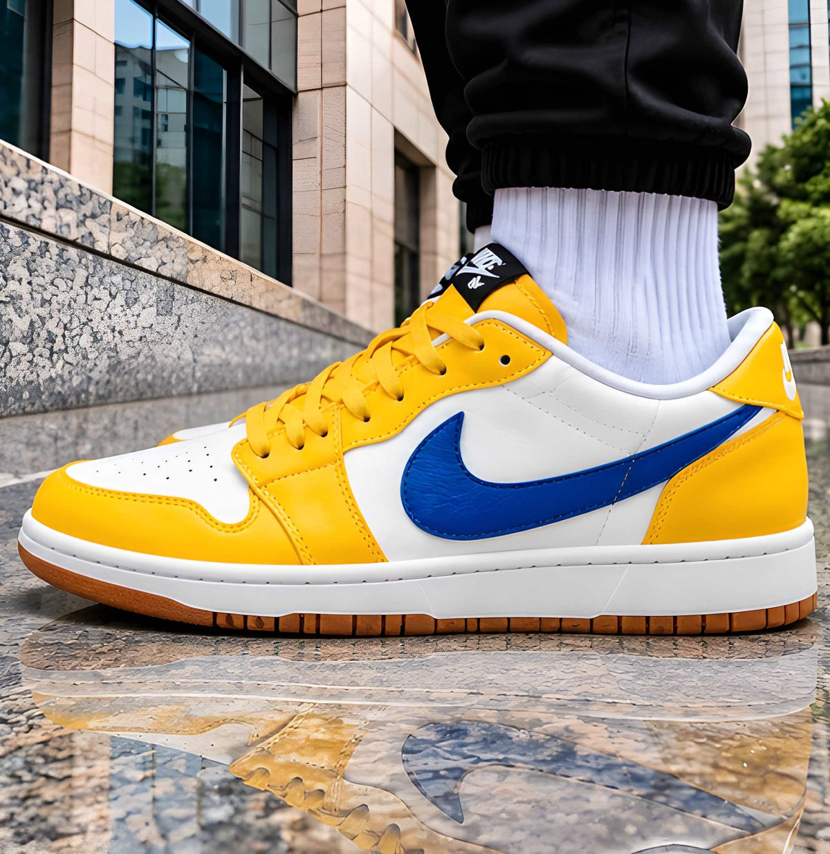 Nike Travis Scott Canary