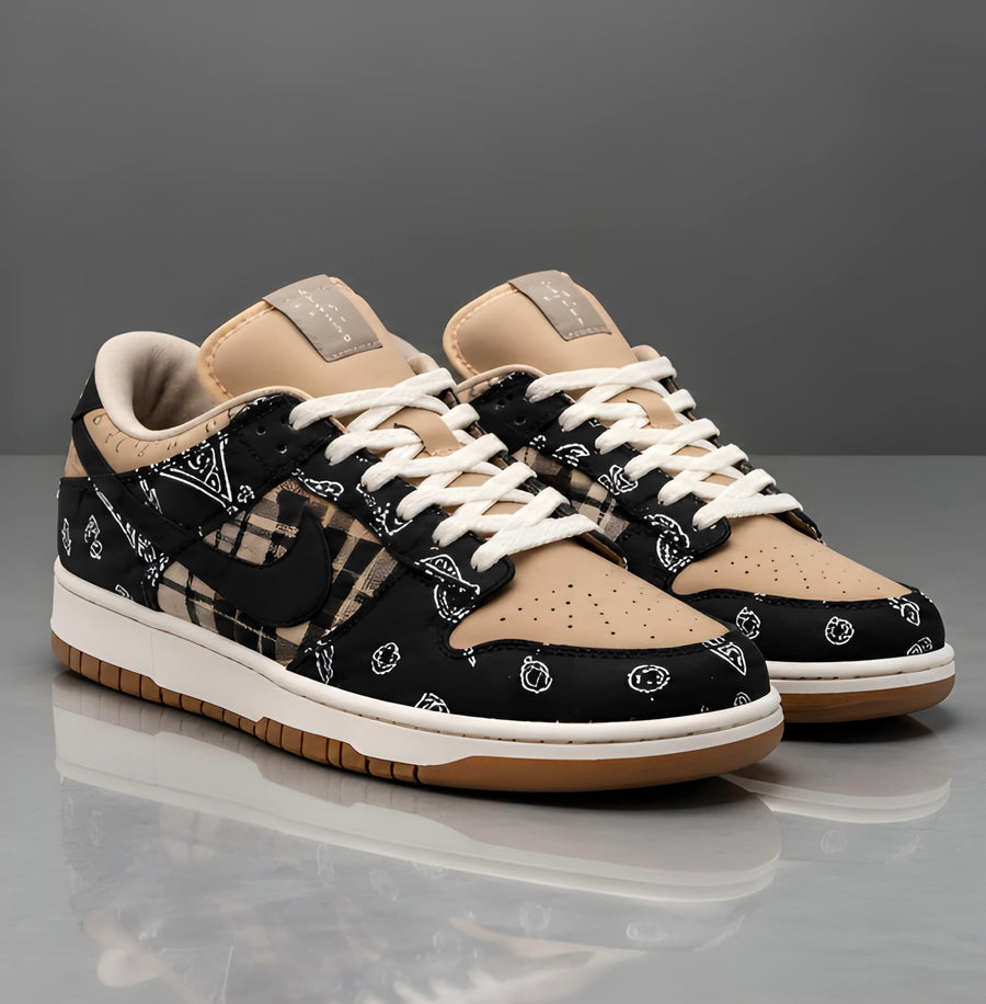 Nike SB Dunk Low x Travis Scott