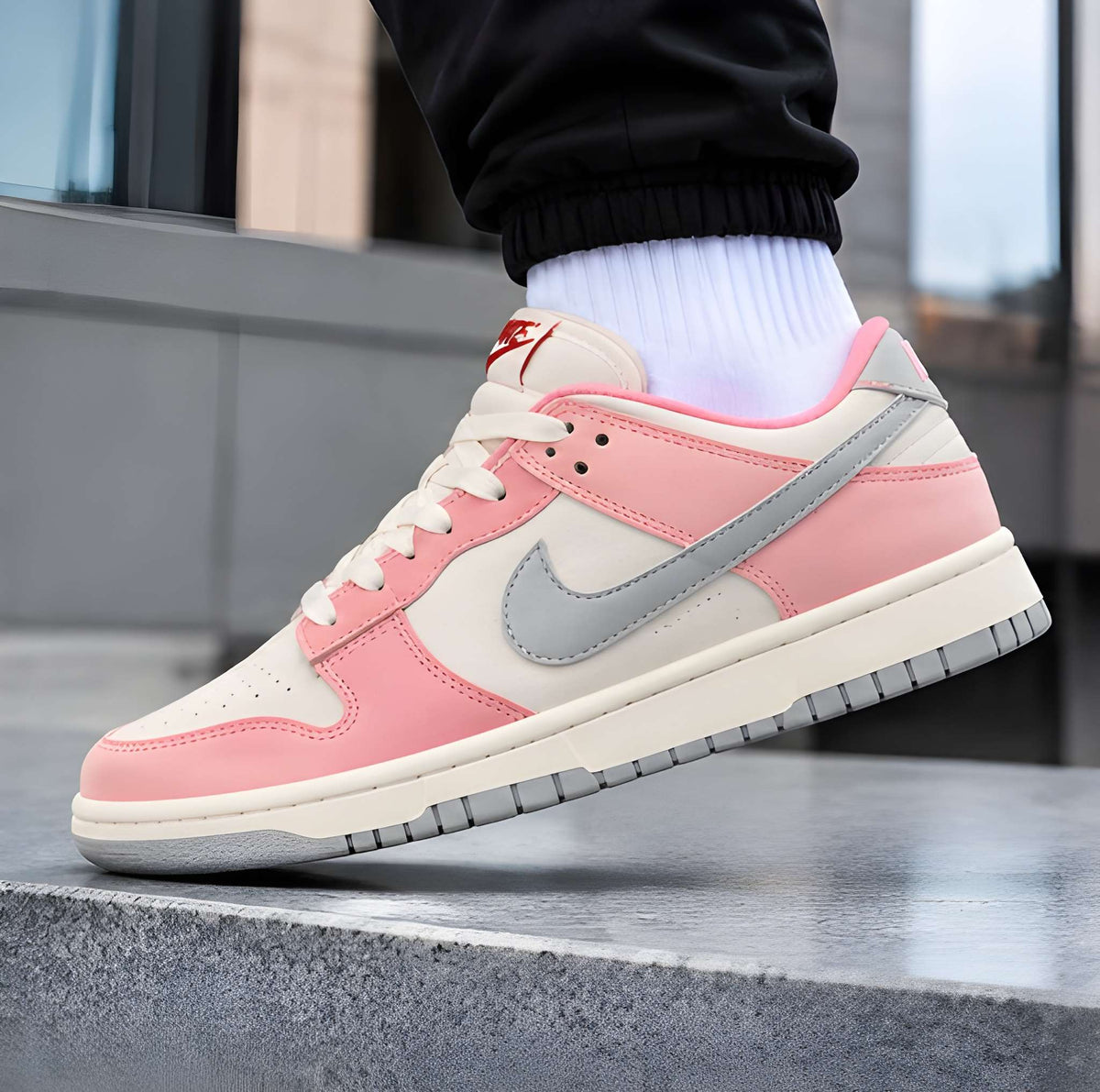 Nike Dunk Low Pink