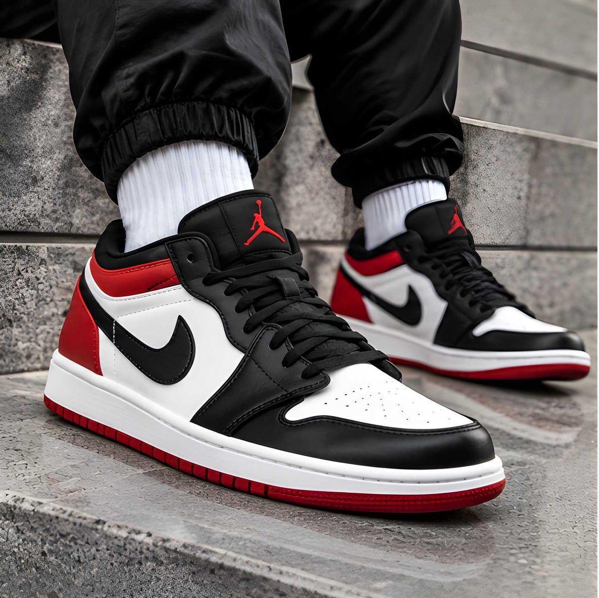 Air Jordan 1 Low "Black Red